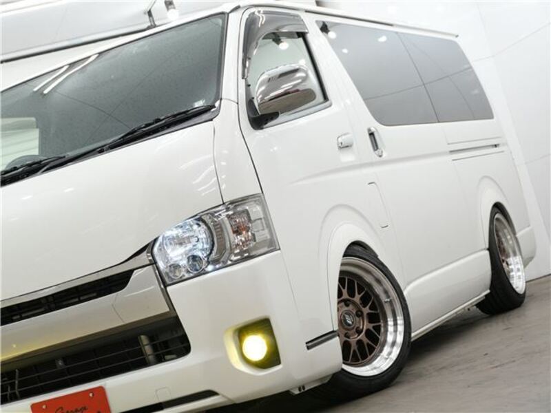 HIACE VAN