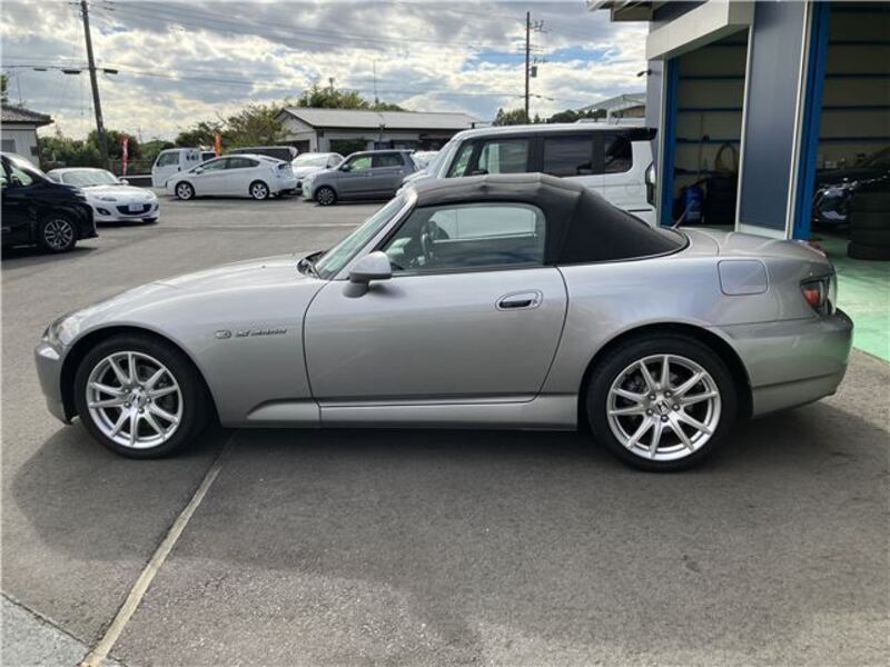 S2000
