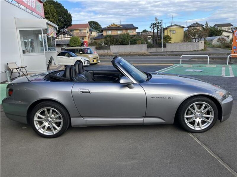 S2000