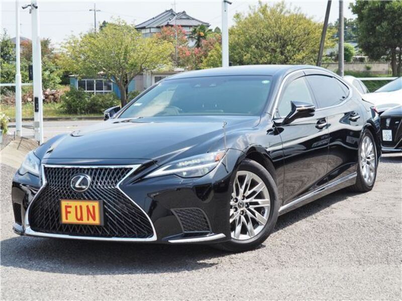 LEXUS LS