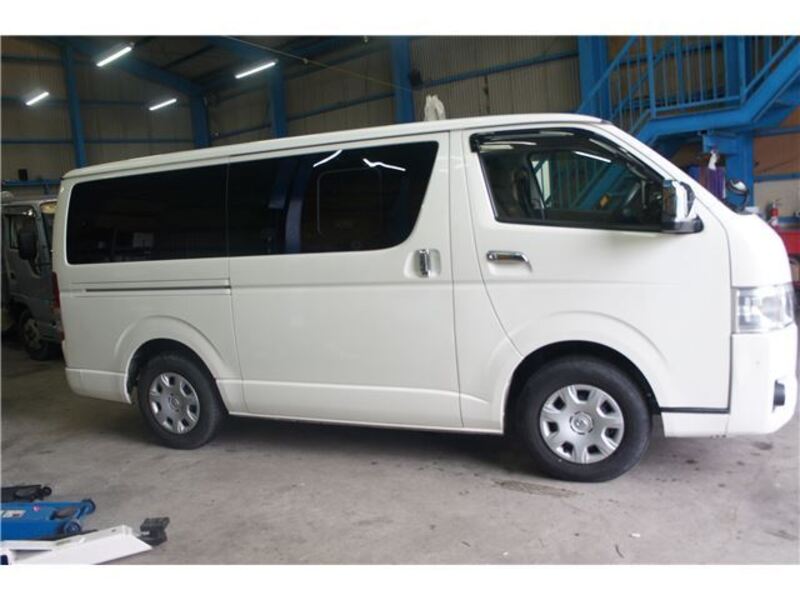 HIACE