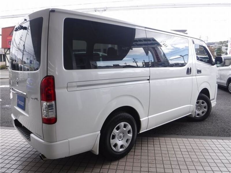 HIACE