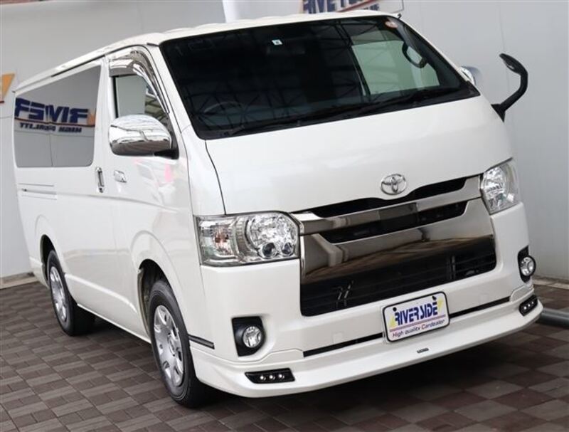 HIACE VAN