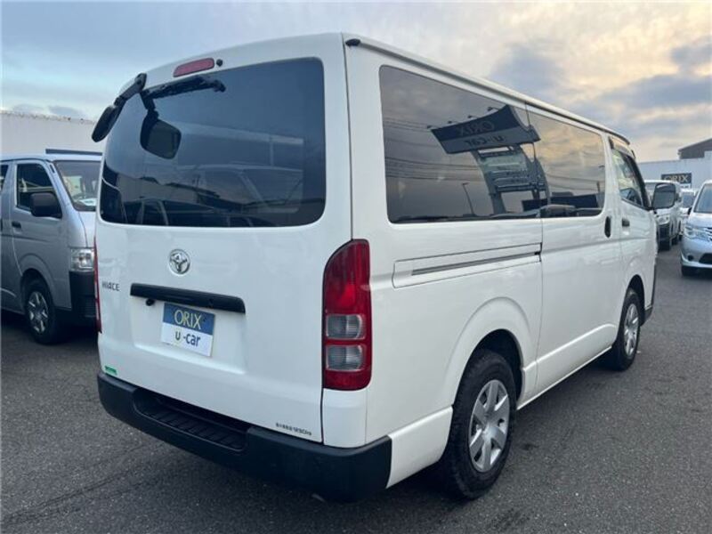 HIACE VAN