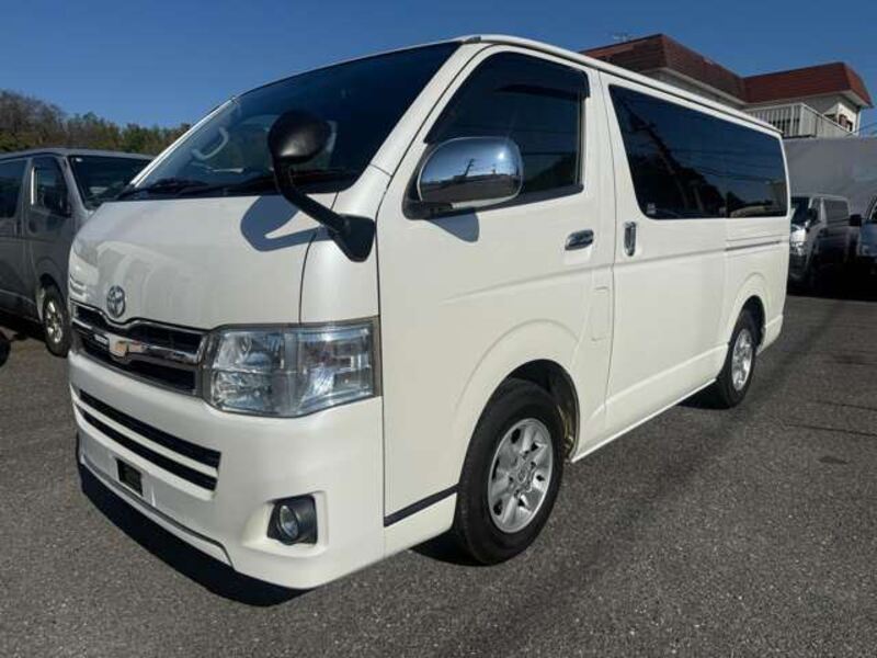 HIACE VAN