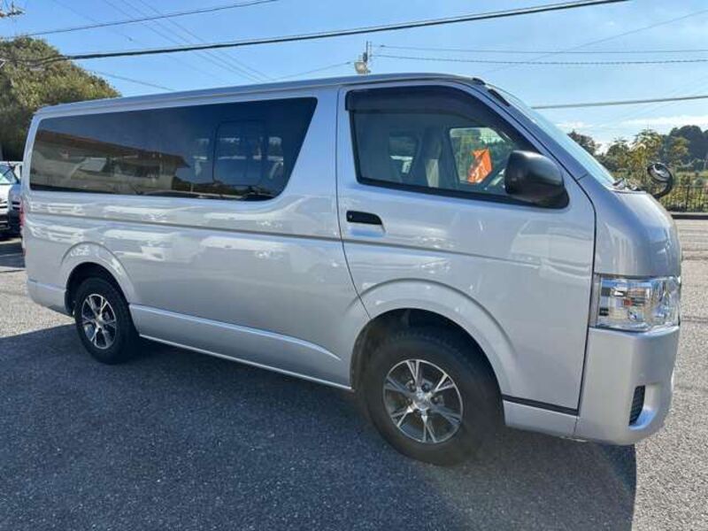 HIACE VAN