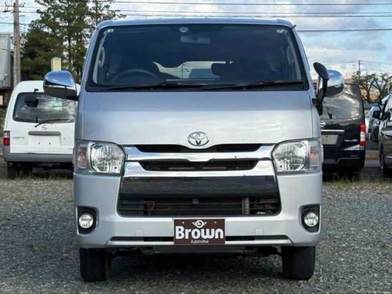 HIACE VAN