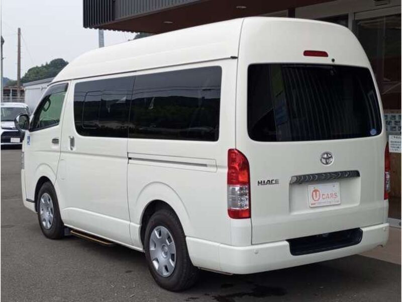 HIACE VAN