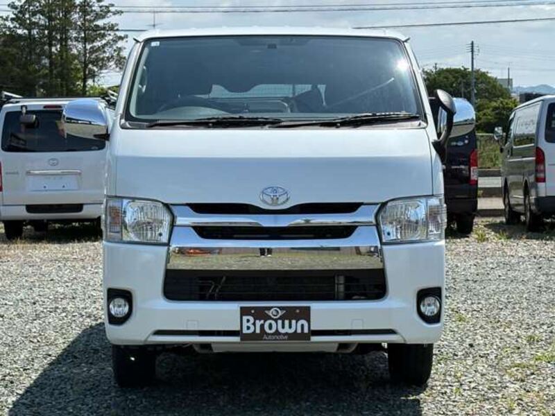 HIACE VAN