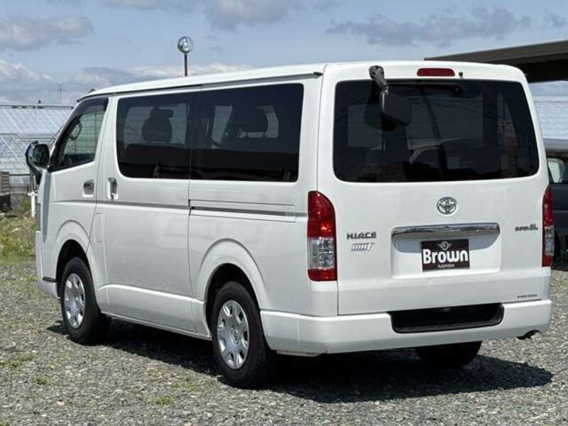 HIACE VAN
