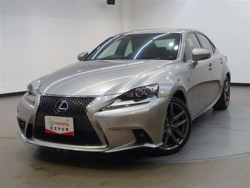 LEXUS IS