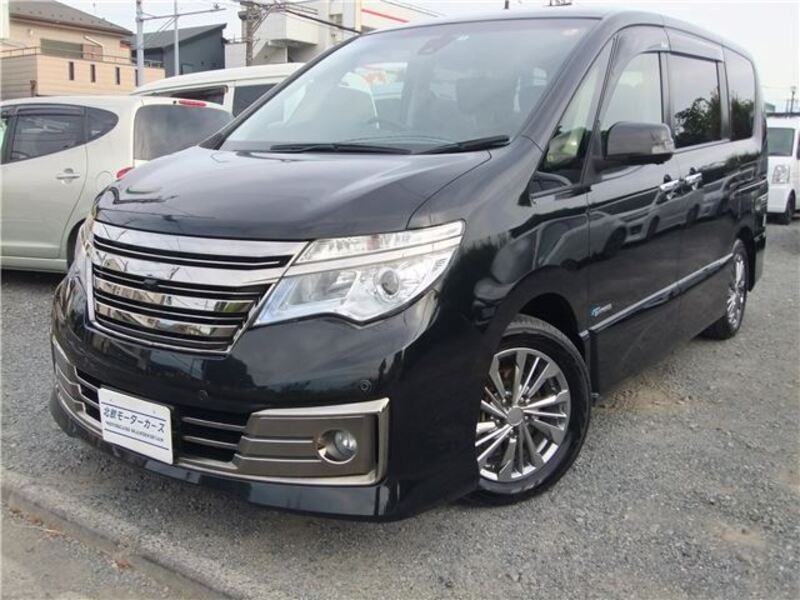 NISSAN SERENA