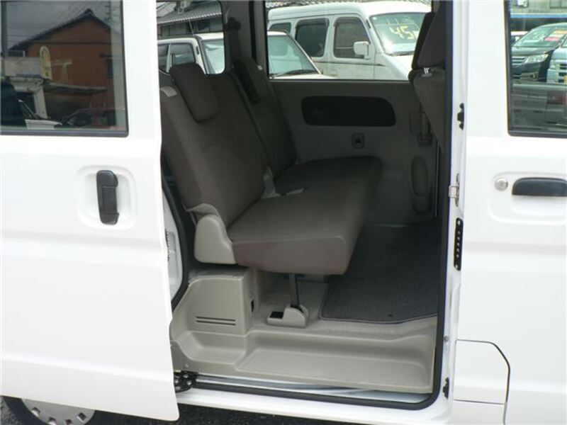MINICAB VAN