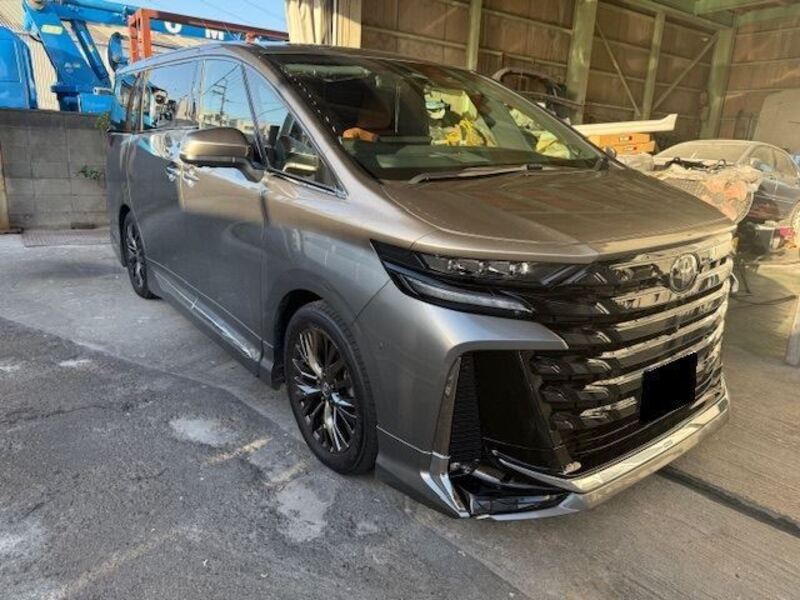 TOYOTA VELLFIRE