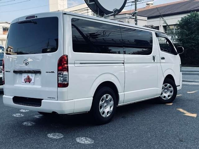 HIACE VAN
