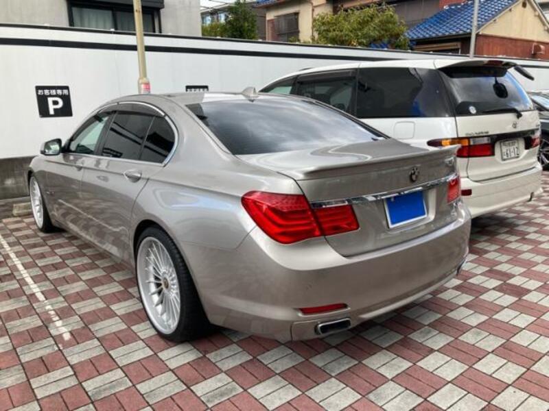 7 SERIES