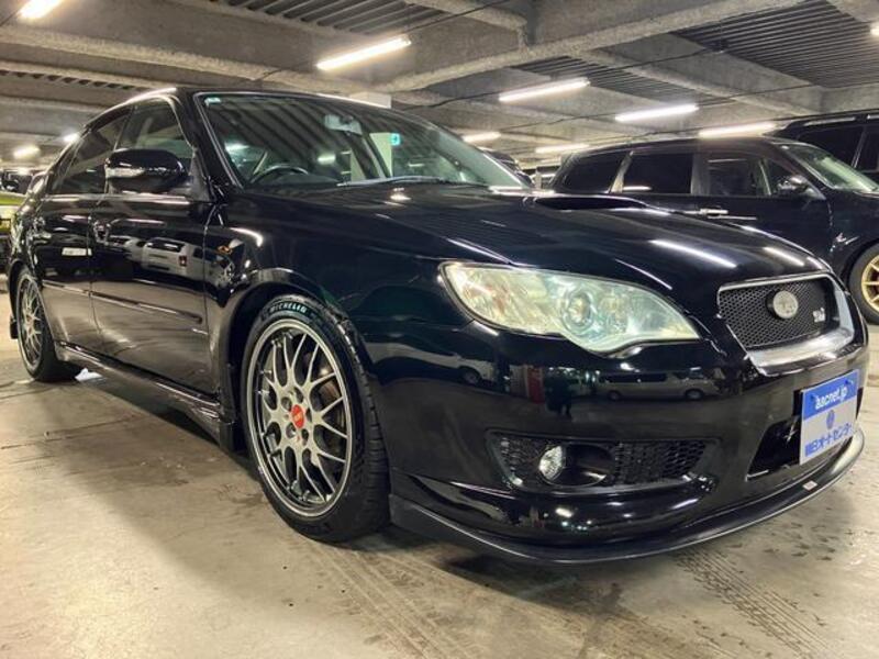SUBARU LEGACY B4