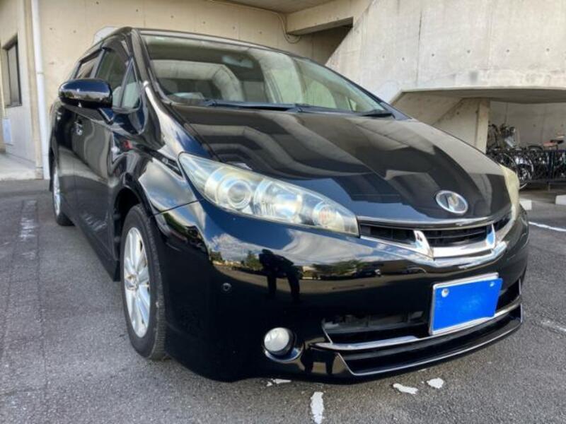 TOYOTA WISH