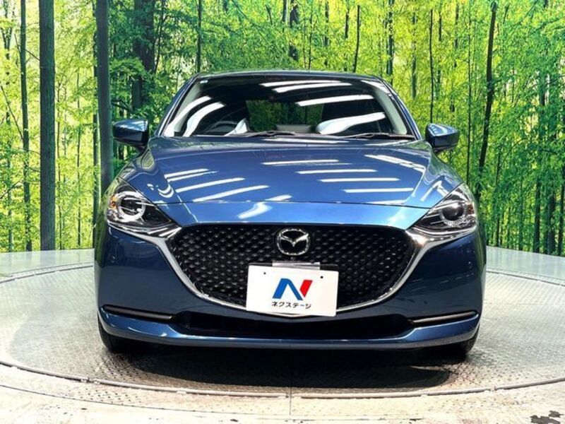MAZDA2