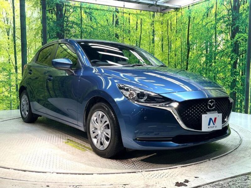 MAZDA2
