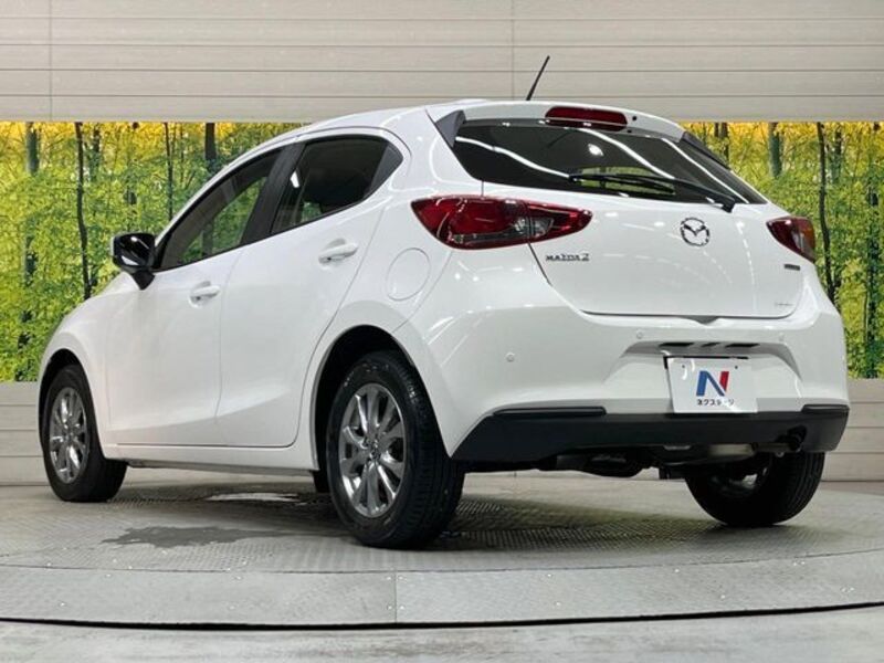MAZDA2