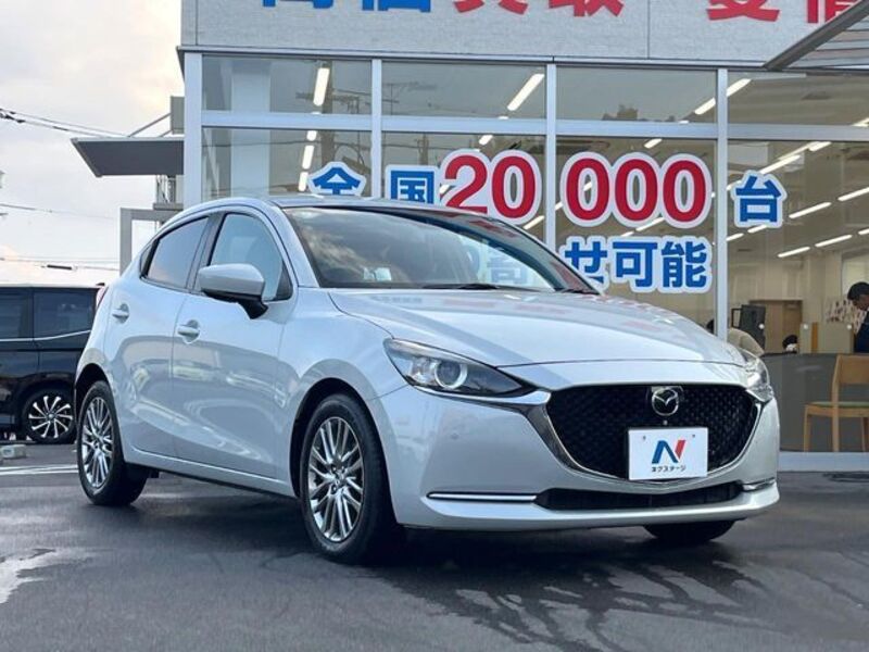 MAZDA2