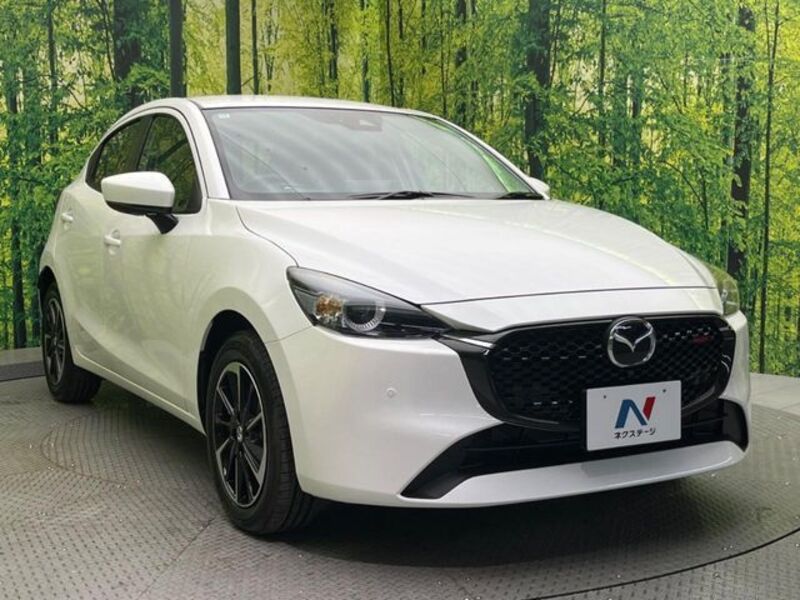 MAZDA2