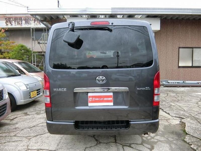 HIACE VAN