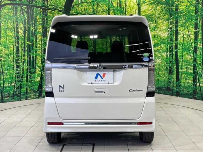 N BOX CUSTOM
