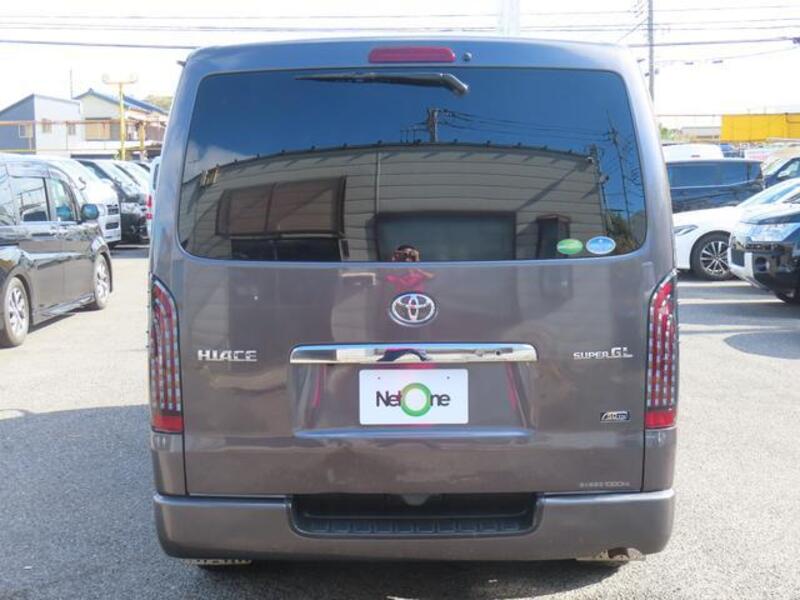 HIACE VAN