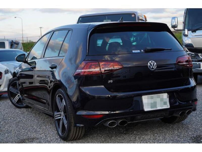 GOLF R