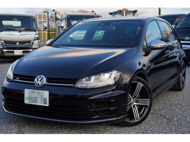 VOLKSWAGEN GOLF R