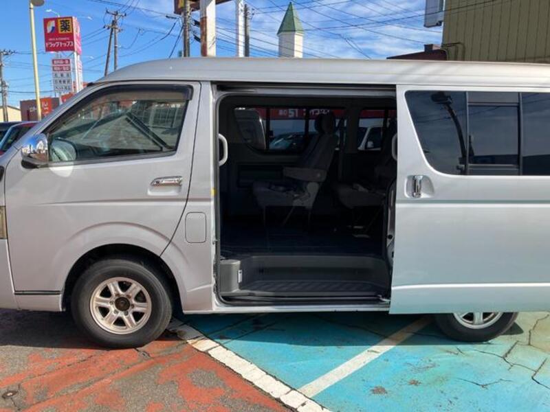 HIACE WAGON