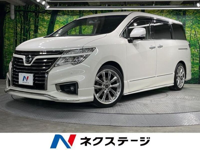 NISSAN ELGRAND