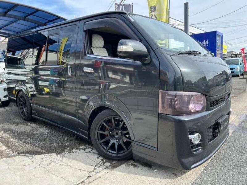 HIACE VAN