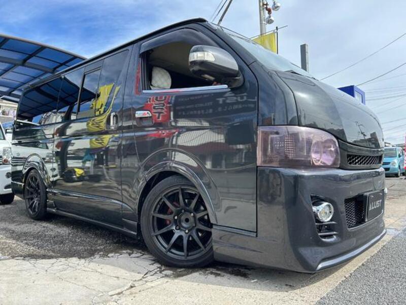 HIACE VAN