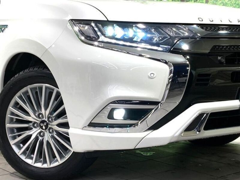 OUTLANDER PHEV