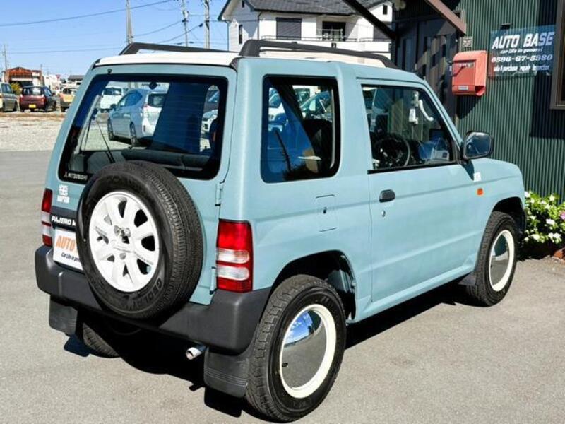 PAJERO MINI
