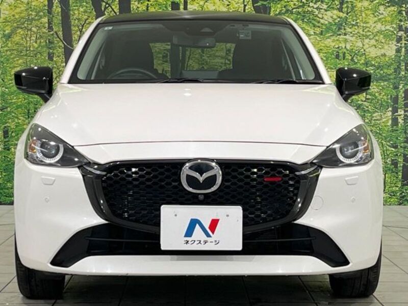 MAZDA2
