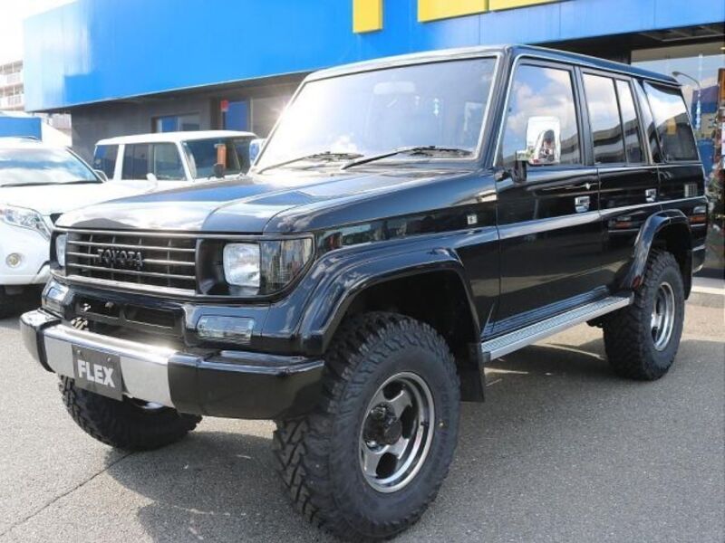 TOYOTA LAND CRUISER PRADO