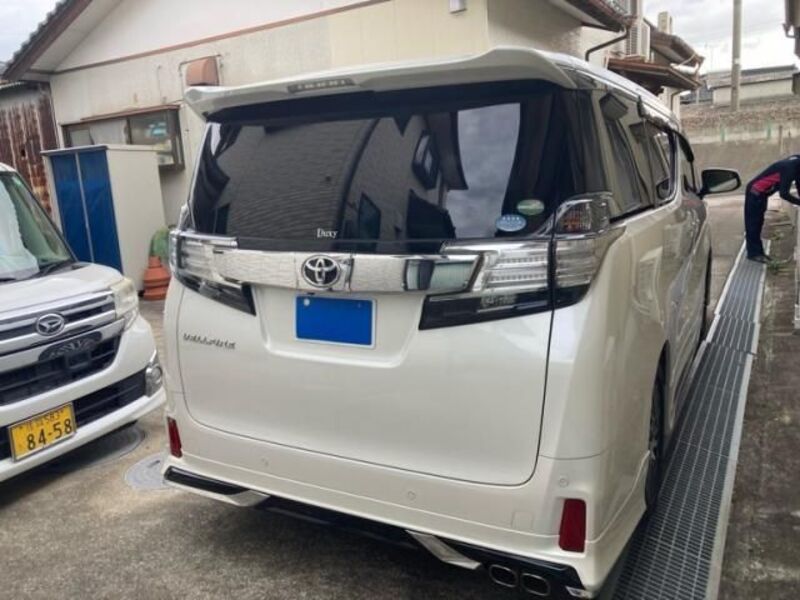VELLFIRE