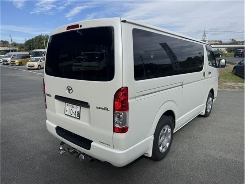 HIACE VAN