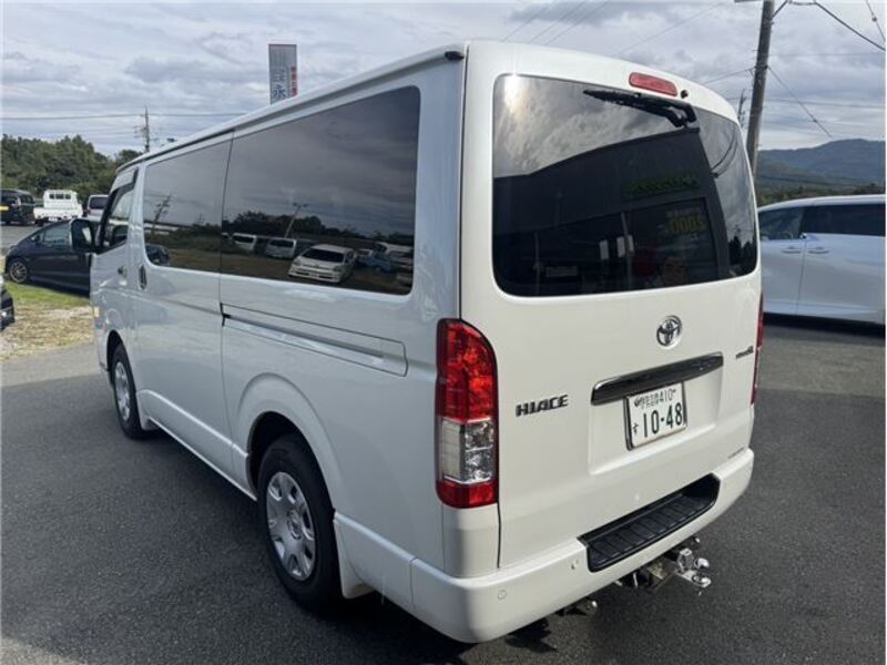 HIACE VAN