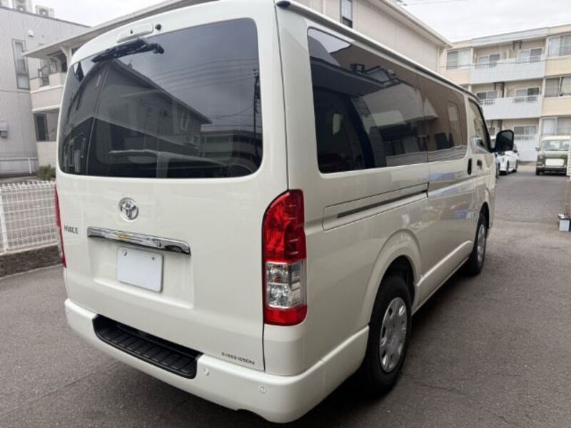HIACE