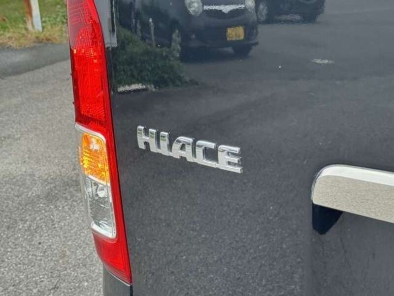 HIACE VAN