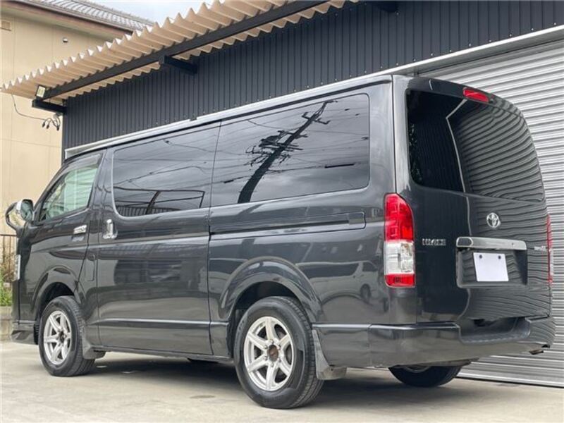 HIACE