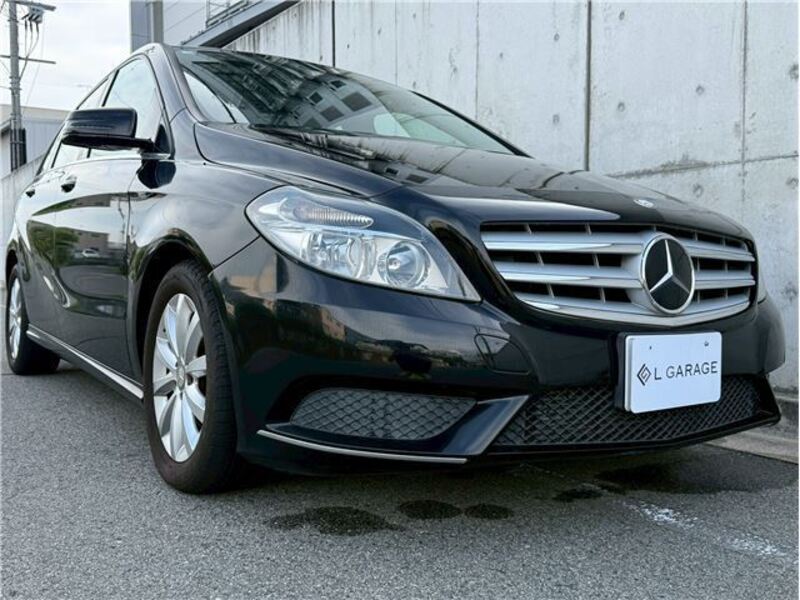 MERCEDES-BENZ B-CLASS