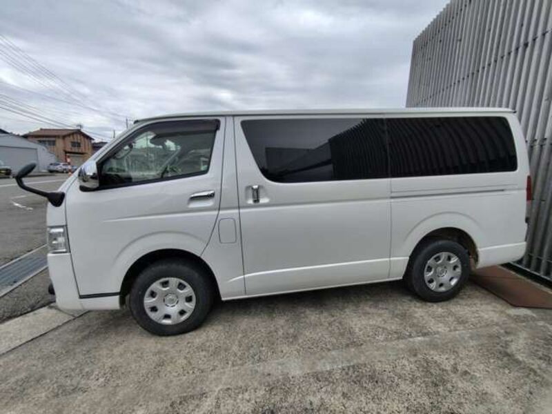 HIACE