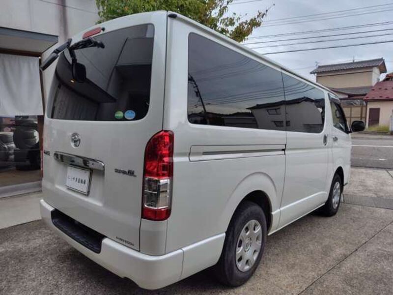 HIACE