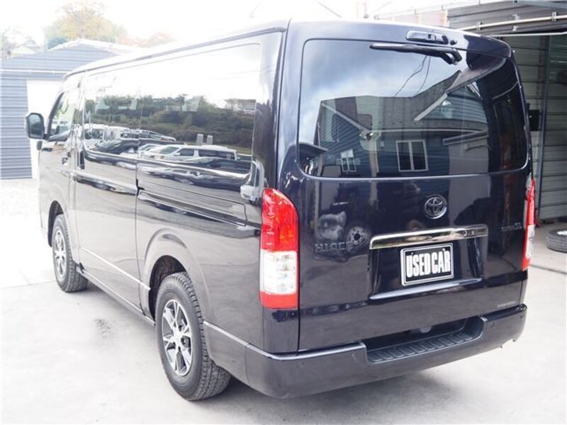 HIACE VAN